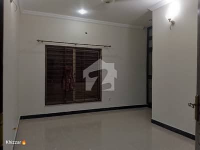 E-11/4 NPF Beautiful 2 Bedrooms With Attached Washroom Lush Upper Portion For Rent