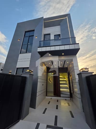 3 MARLA BRAND NEW FACING PARK HOUSE WITH SPACIOUS 4 BEDROOMS IN AL KABIR TOWN PHASE 2 BLOCK ALI