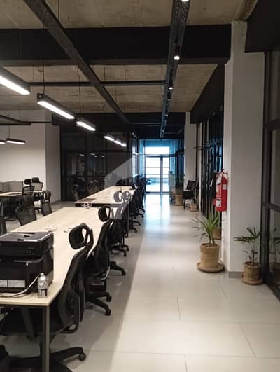 گلبرگ لاہور میں 2 کنال Studio دفتر 25.75 لاکھ میں کرایہ پر دستیاب ہے۔