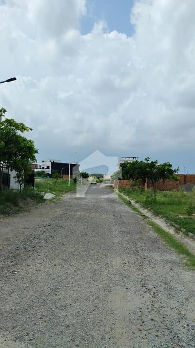 V block 10Marla Develop Possession Heighted Location Available for Sale