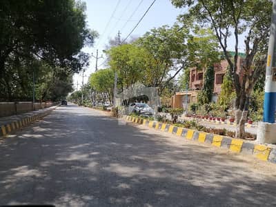 In KDA Officers Society 240 Square Yards House For Sale