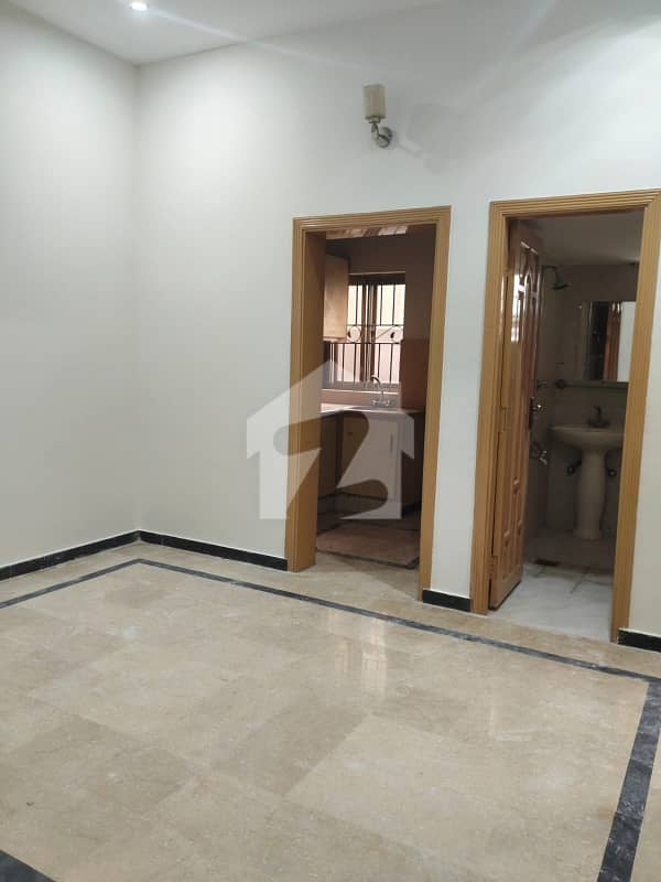 G-13 30x60 Full House Available For Rent G-13 30x60 Full House Available For Rent