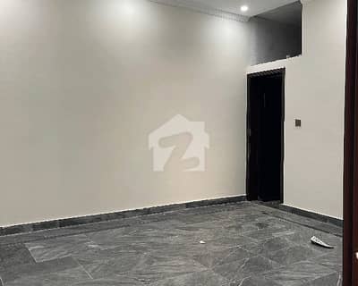 چٹھہ بختاور اسلام آباد میں 2 کمروں کا 8 مرلہ مکان 1.45 کروڑ میں برائے فروخت۔ چٹھہ بختاور اسلام آباد میں 2 کمروں کا 8 مرلہ مکان 1.45 کروڑ میں برائے فروخت۔