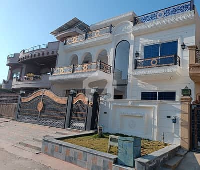 OUTSTANDING 4080 SUN-FACING BRAND-NEW LUXURY HOUSE FOR SALE G-13