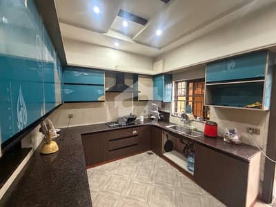 12 Marla Well Maintained Spacious Used House Available For Urgent Sale