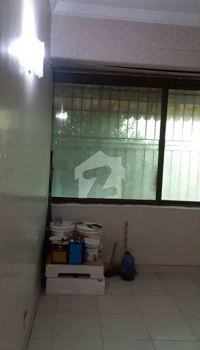 2 Bed Flat available for Sale in G11/4