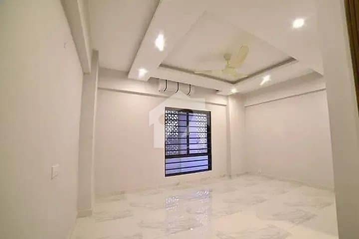 Metropolis 3 Bed DD Apartment Available For Sale Metropolis 3 Bed DD Apartment Available For Sale
