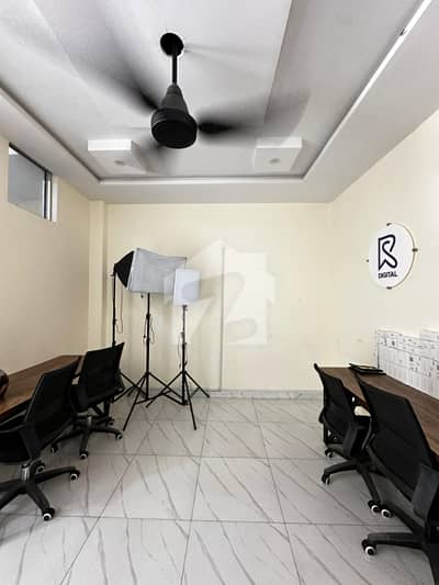 5 MARLA OFFICE SPACE AVAILABLE FOR RENT ON MAIN COLLEGE ROAD LAHORE .