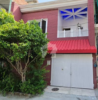 URGENT SALE - 5 Marla Beautiful House URGENT SALE - 5 Marla Beautiful House