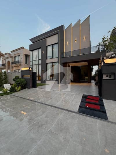 1 KANAL ELEGANT AND FULLY FURNISHED SUPER HOT LOCATED BUNGALOW IS AVAILABLE IN THE BEST BLOCK OF DHA LAHORE.