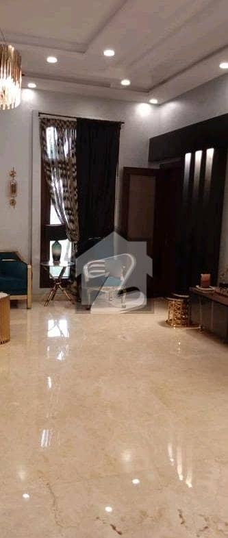In DHA Phase 2 House Sized 1350 Square Yards For Sale