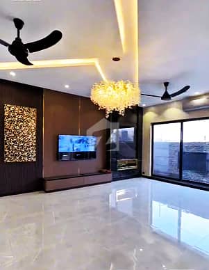1 Kanal Modern House Available For Sale In DHA Phase 7 Block-U