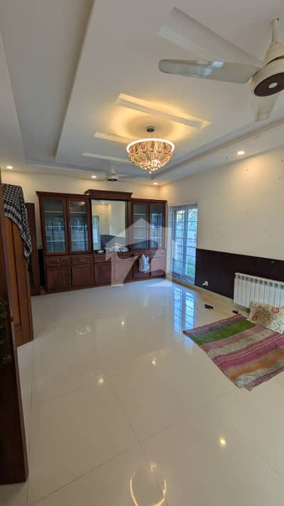 GULBERG RESIDENCIA 10 Marla FULL HOUSE FOR RENT