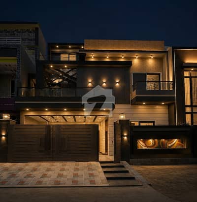10 MARLA BRAND NEW MODERN HOUSE AVAILABLE FOR SALE IN PRIME LOCATION OF WAPDA TOWN PHASE 1