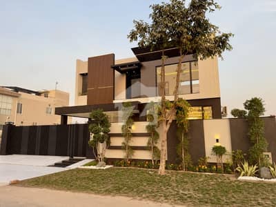 1 KANALA HOUSE FOR SALE IN VALNCIA TOWN