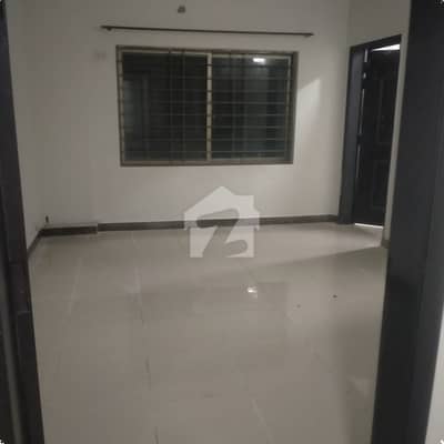 10 Marla 3-Bed Luxury 2nd Floor Apartment For Rent In Askari 11 Lahore | Prime Location