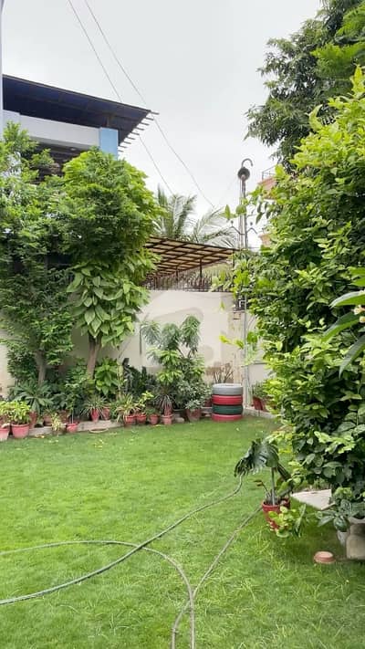 1 Kanal House For Rent On Mehmood Kasuri Road Gulberg | 5 Beds | 15 KVA Solar | Prime Location