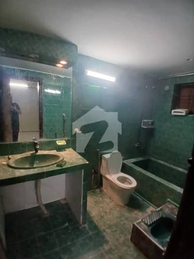 IQBAL TOWN : 10 MARLA HOUSE FOR RENT KAMRAN BLOCK