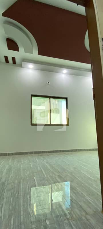 Three bed Lounge portion For sale