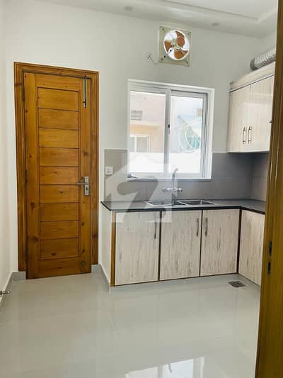 واپڈا سٹی ۔ بلاک ایل واپڈا سٹی,فیصل آباد میں 3 کمروں کا 5 مرلہ مکان 2.25 کروڑ میں برائے فروخت۔ واپڈا سٹی ۔ بلاک ایل واپڈا سٹی,فیصل آباد میں 3 کمروں کا 5 مرلہ مکان 2.25 کروڑ میں برائے فروخت۔