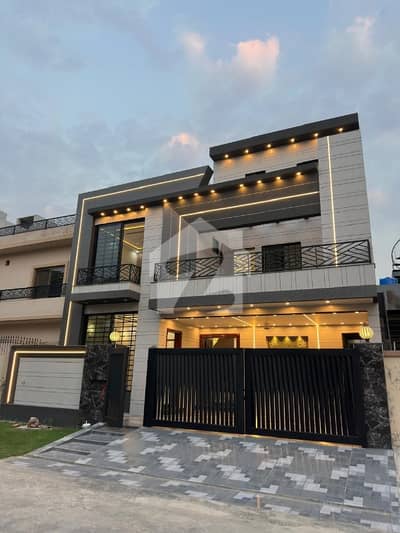 10 marla brand new house for sale in nespak phase 3 society.