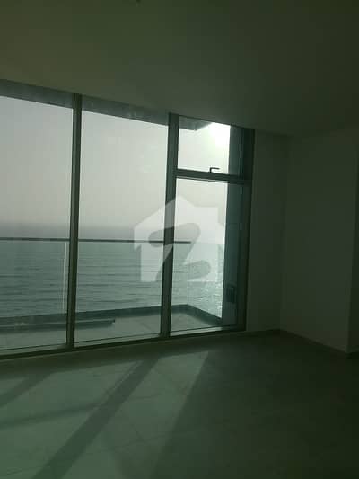 Luxurious 03-Beds Brand New Apartment For Rent
