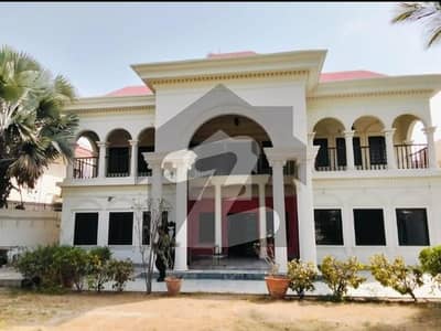 House Available For sale In DHA Phase 4