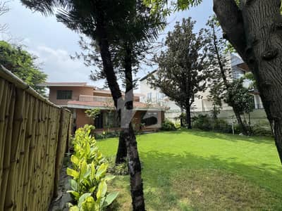 E-7 Beautiful House Semi Furnished For Rent