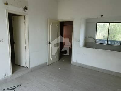4 Marla 1st Floor Office For Rent DHA Phase 3, Block Y, 1st Floor With Parking