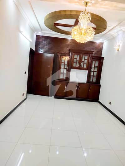 10 Marla Ground Floor with All Basic Necessities