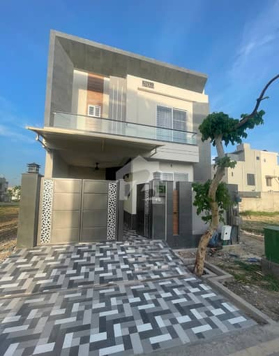 5 Marla beautiful house available for sale in Royal palm city Gujranwala 5 Marla beautiful house available for sale in Royal palm city Gujranwala