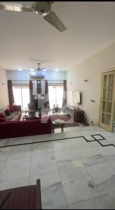 DHA Phase 1 A Block | 1 Kanal Well-Renovated House For Sale (Plot Price) DHA Phase 1 A Block | 1 Kanal Well-Renovated House For Sale (Plot Price)