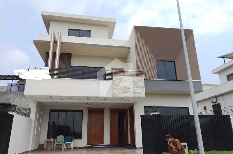 House Of 10 Marla Is Available For sale House Of 10 Marla Is Available For sale
