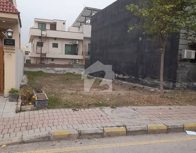 F3 10 Marla Plot For Sale Best Investment Option F3 10 Marla Plot For Sale Best Investment Option