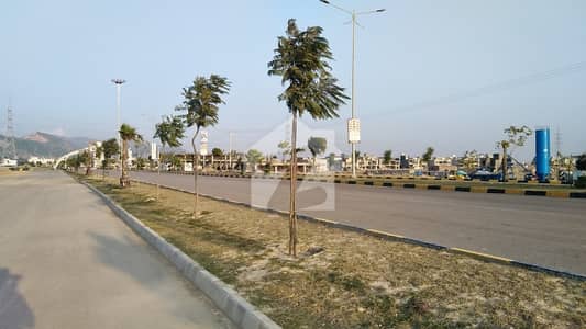 فیصل مارگلہ سٹی بی ۔ 17,اسلام آباد میں 7 مرلہ رہائشی پلاٹ 1.12 کروڑ میں برائے فروخت۔ فیصل مارگلہ سٹی بی ۔ 17,اسلام آباد میں 7 مرلہ رہائشی پلاٹ 1.12 کروڑ میں برائے فروخت۔