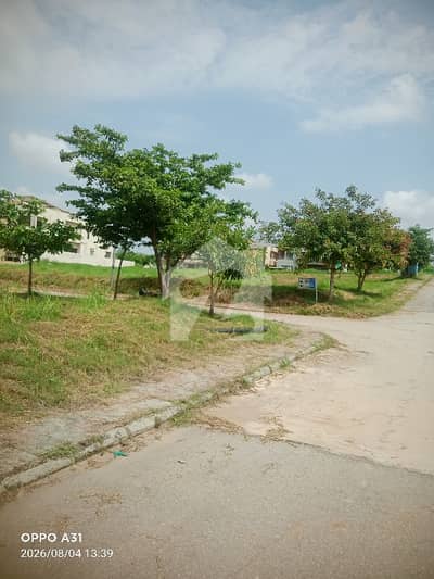 Possetion Plot Top Heighted ,Solid, And Level Its Very Near To Masjid ,Park ,Commercial