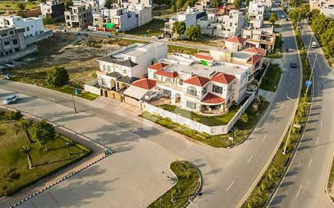 لیک سٹی ۔ سیکٹر ایم ۔ 2 لیک سٹی,رائیونڈ روڈ,لاہور میں 1 کنال رہائشی پلاٹ 3.85 کروڑ میں برائے فروخت۔ لیک سٹی ۔ سیکٹر ایم ۔ 2 لیک سٹی,رائیونڈ روڈ,لاہور میں 1 کنال رہائشی پلاٹ 3.85 کروڑ میں برائے فروخت۔