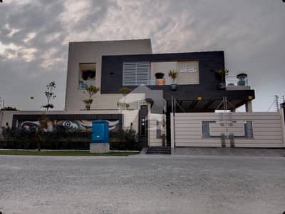 1 KANAL ELEGANT & SUPER HOT LOCATED BUNGALOW NEAR TO RING ROAD AND DOLMEN MALL IS AVAILABLE IN THE BEST BLOCK OF DHA LAHORE.