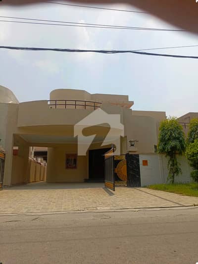 1 Kanal Fully Renovated House **For Sale | Askari 10 Sector B**| Askari 10 Lahore Cantt | @nusratestate 1 Kanal Fully Renovated House **For Sale | Askari 10 Sector B**| Askari 10 Lahore Cantt | @nusratestate