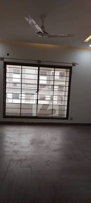 Beautiful Flat At Askari 6