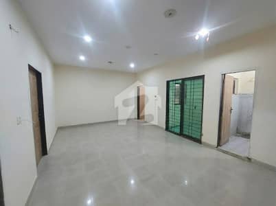 Premium 1st Floor Commercial Flat In Valencia Town, Lahore Ideal For Office, Clinic, Or Residence!