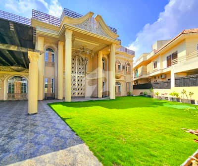 Boulevard Facing 2 Kanal Mansion In DHA 5 Islamabad