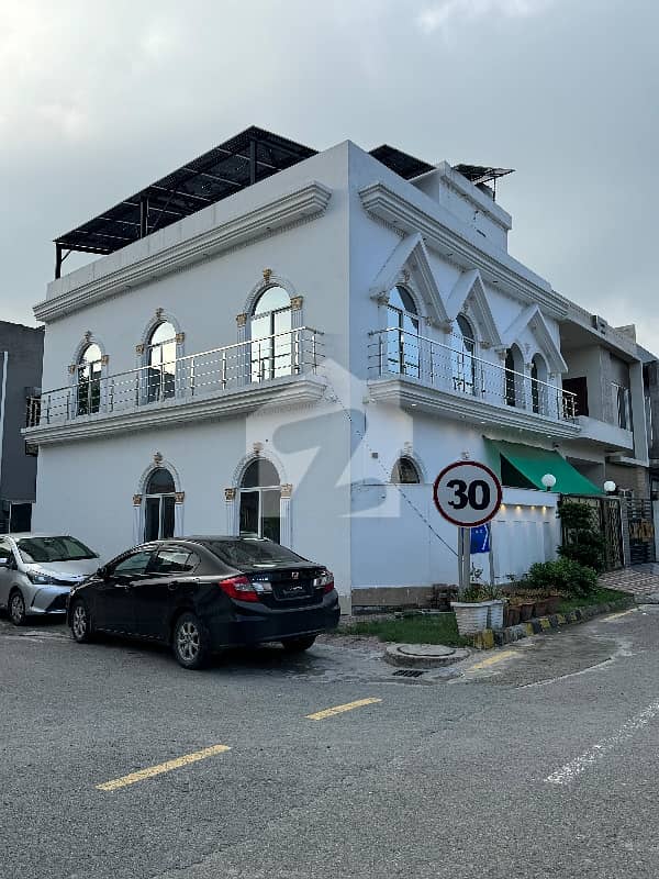 Corner House Available For Rent Corner House Available For Rent