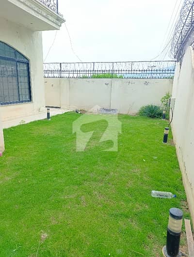 مارگلہ ویلی - سی - 12 اسلام آباد میں 3 کمروں کا 1 کنال زیریں پورشن 1.55 لاکھ میں کرایہ پر دستیاب ہے۔ مارگلہ ویلی - سی - 12 اسلام آباد میں 3 کمروں کا 1 کنال زیریں پورشن 1.55 لاکھ میں کرایہ پر دستیاب ہے۔