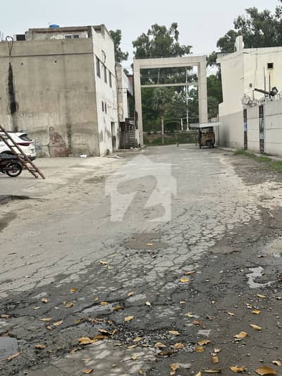 17 Marla Plot Available For Sale In Teyota Colony West Canal Road Fsd.