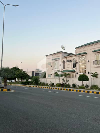 AWT 10 MARLA D BLOCK PRIME LOCATION POSSION PLOT LDA APROVED VERY REASONABLE PRICE