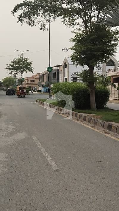 ماڈل سٹی 1 - بلاک ڈی ماڈل سٹی ون,کینال روڈ,فیصل آباد میں 11 مرلہ رہائشی پلاٹ 2.07 کروڑ میں برائے فروخت۔