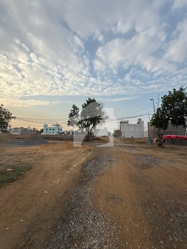 240 Sq Yard Block3 Saadi Garden For Sale 240 Sq Yard Block3 Saadi Garden For Sale