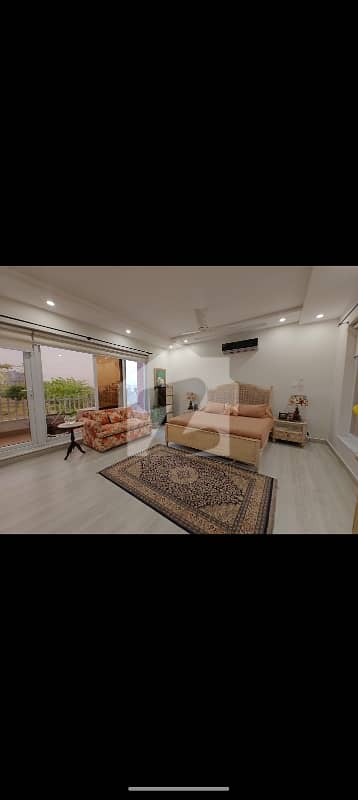 Prime Location: Block B, Top City-1, Islamabad  1 Kanal House Prime Location Main Boulevard Back