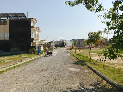 7 Marla Residential Plot Block R , Gulberg Residencia Islamabad 7 Marla Residential Plot Block R , Gulberg Residencia Islamabad